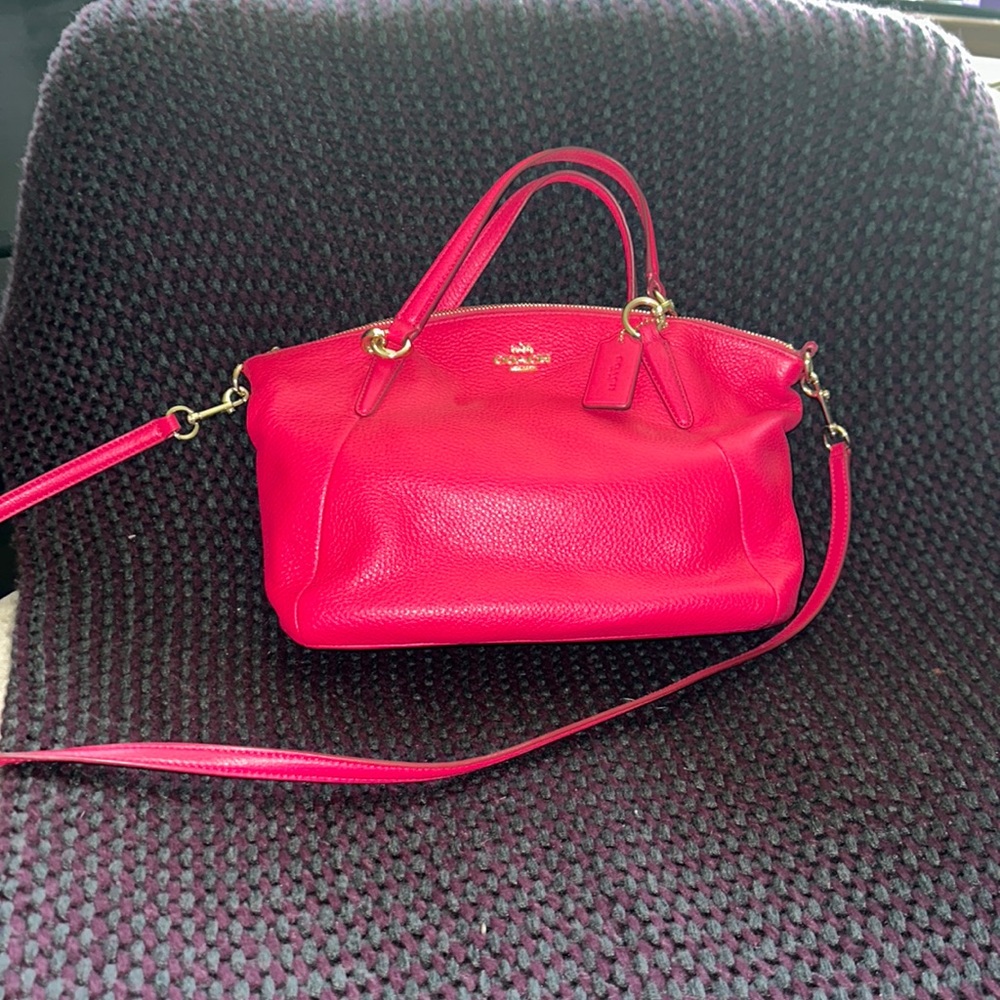 Coach Pebbled Medium Kelsey Satchel/ Shoulder bag